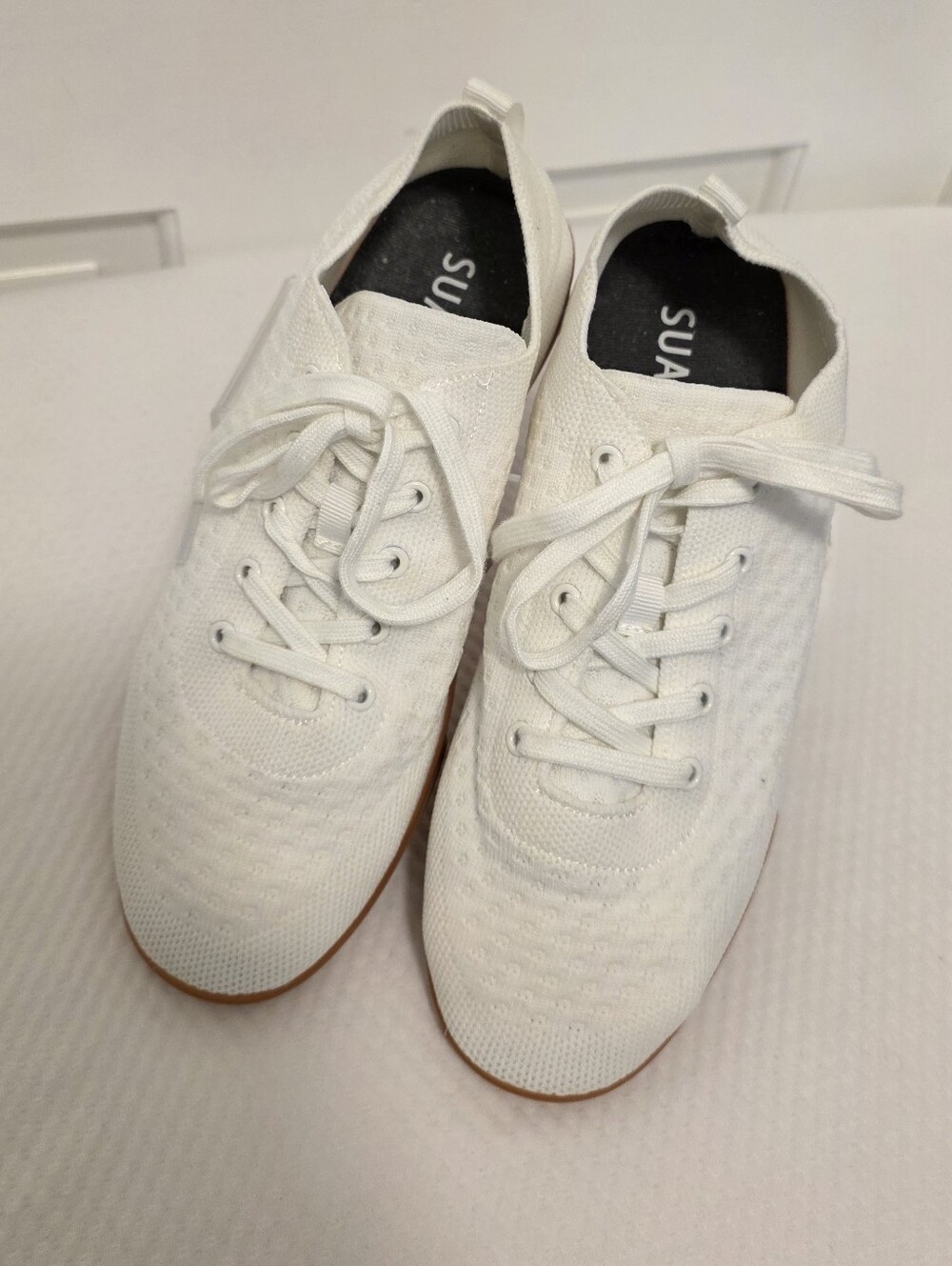 NWOB SUAVS Zilker White Knit Sneaker Shoes Unisex Womens 10 Mens 8 Comfy Stylish